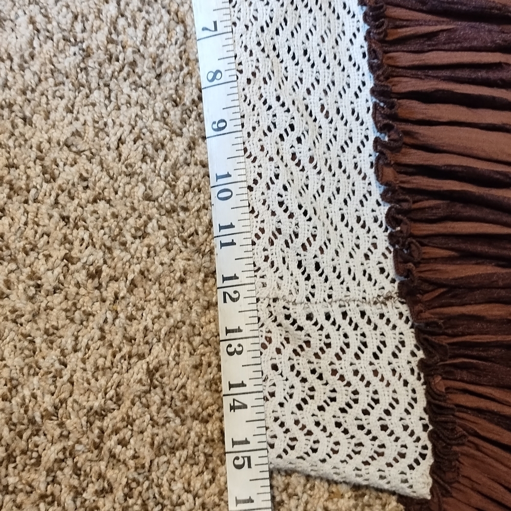 Brown Skirt with Lace Knit - Picture 5 of 6
